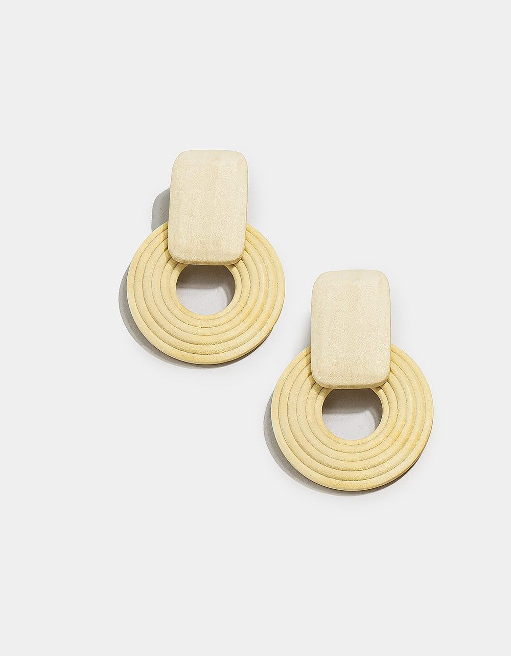 Folly Wood Earring in Ivory_1