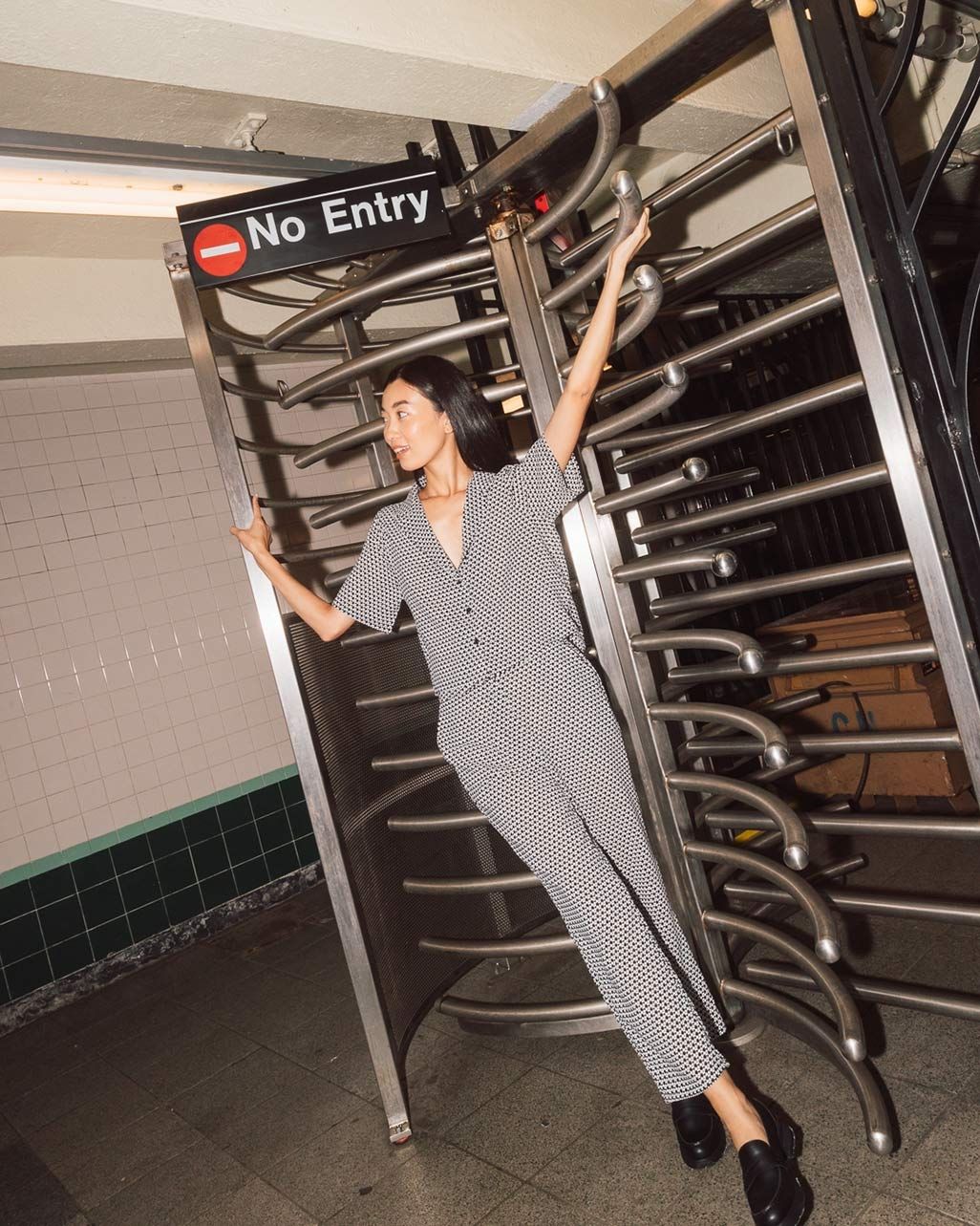 Geometric Daisy Pants_4