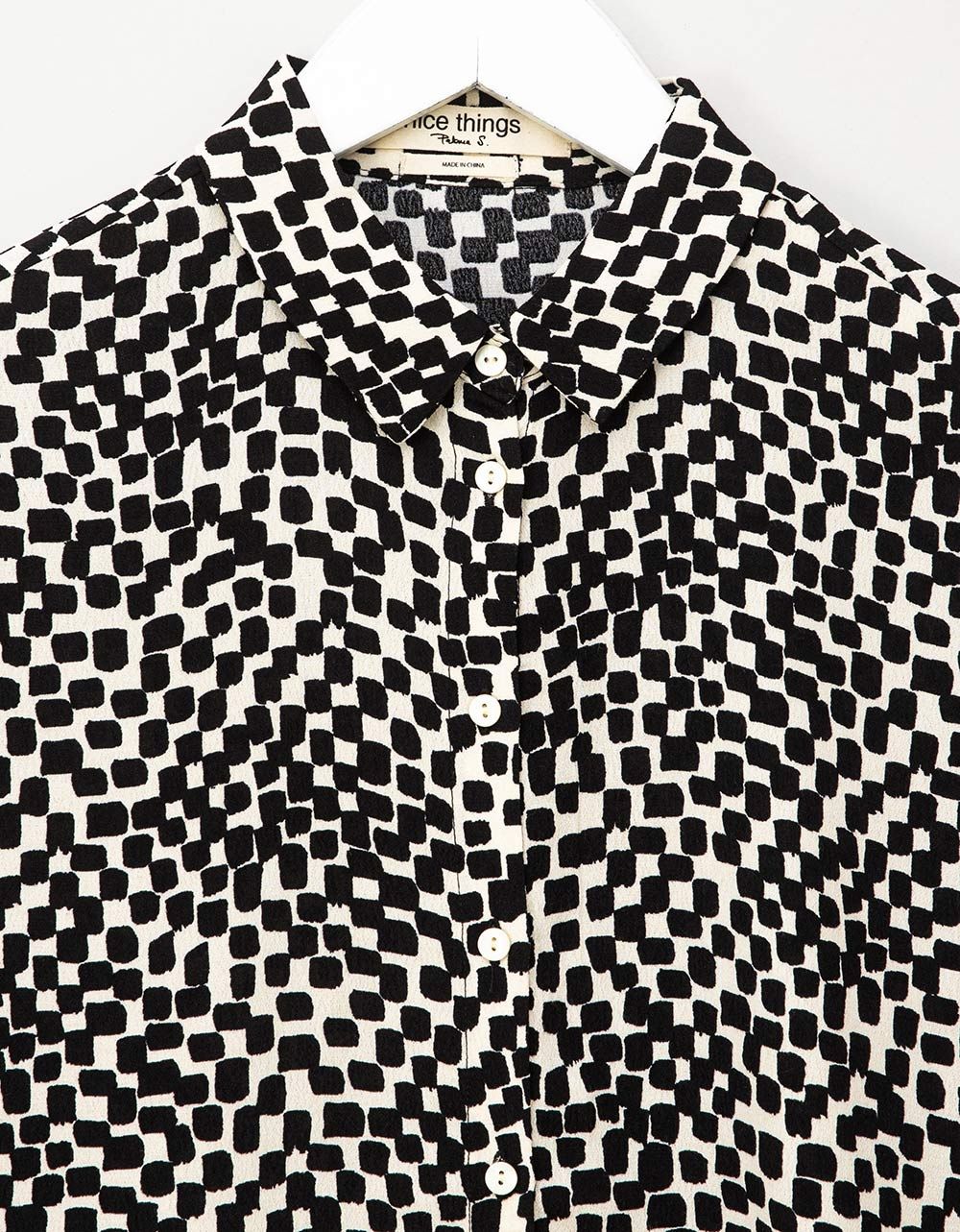 Irregular-Checks-Top_1