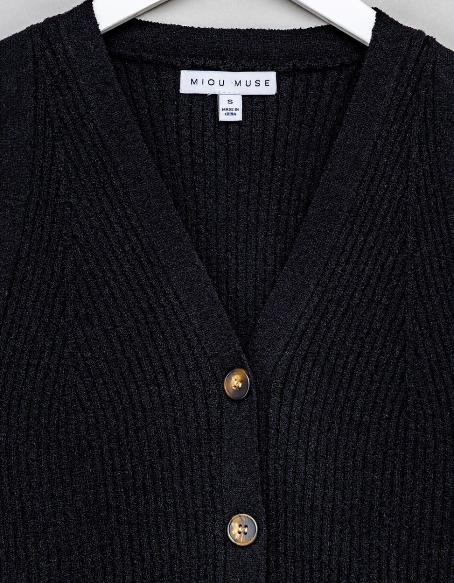 Isla Button Vest in Black_1