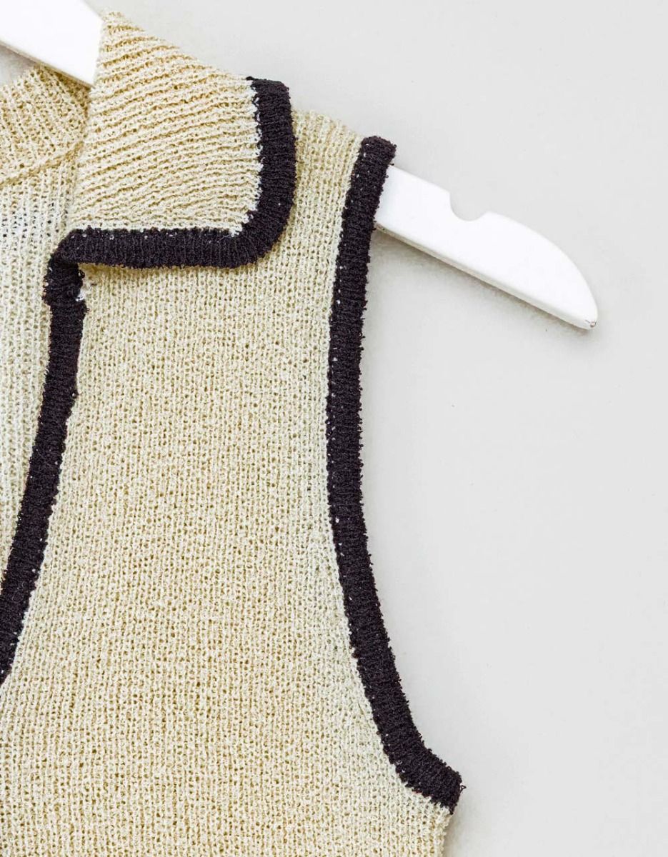 Ivory Piper Collar Knit_1