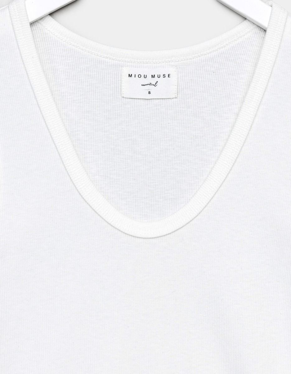 Ivory U-Tank_2
