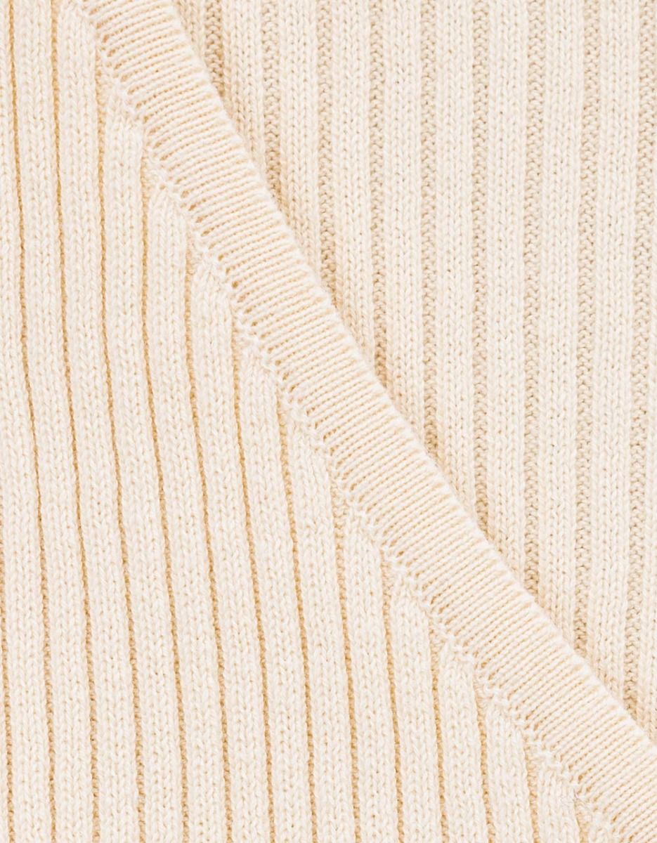 Jacqui Pearl Button Knit_4