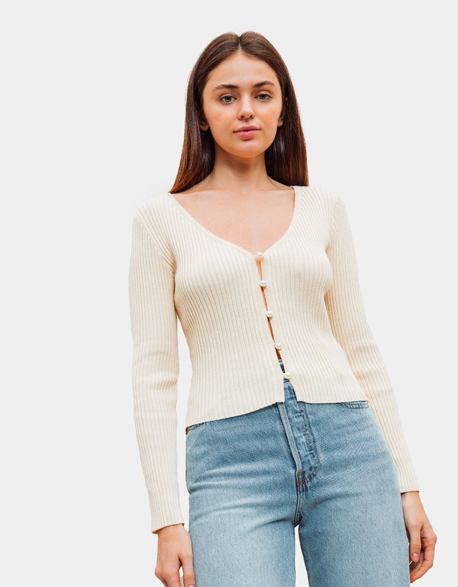 Jacqui Pearl Button Knit_1