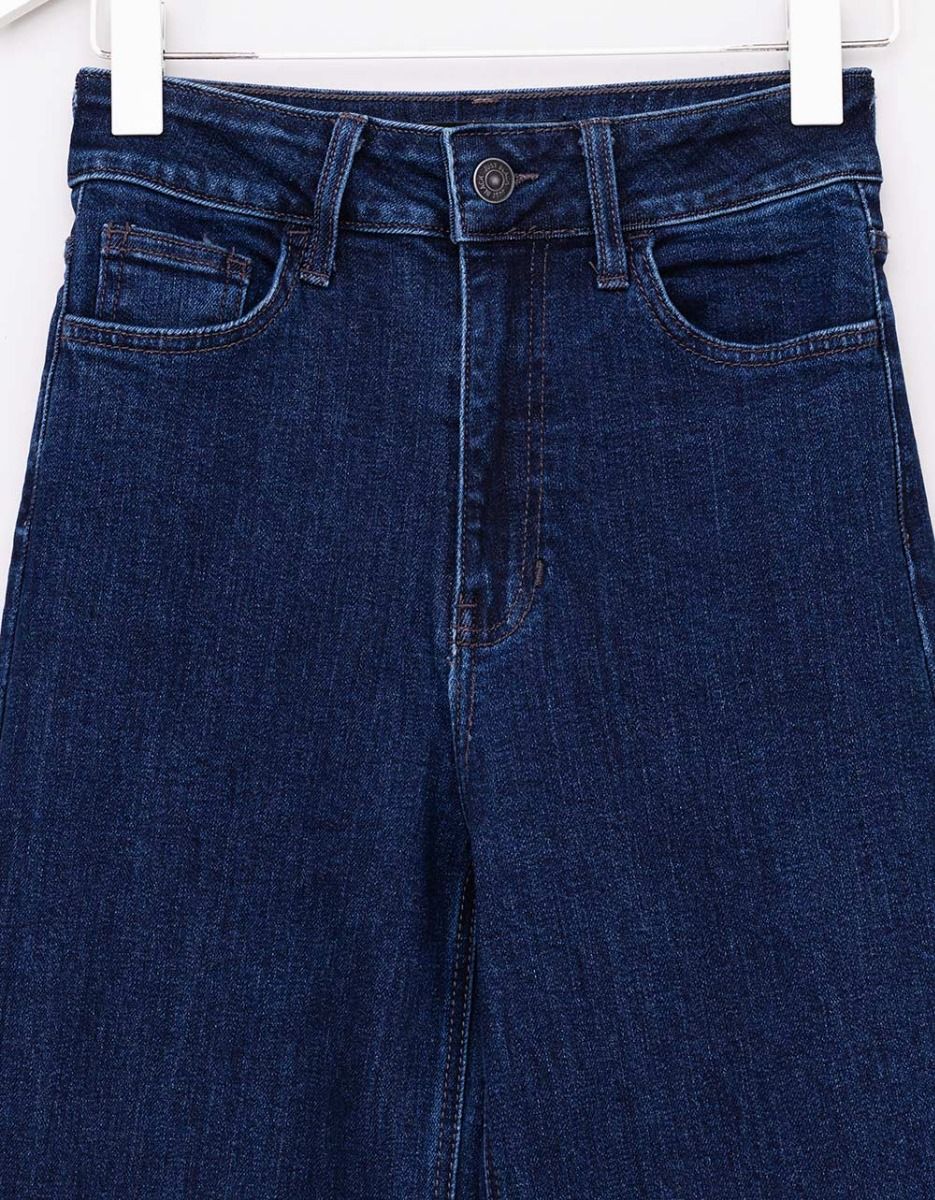 Janie High & Wide Jean_1