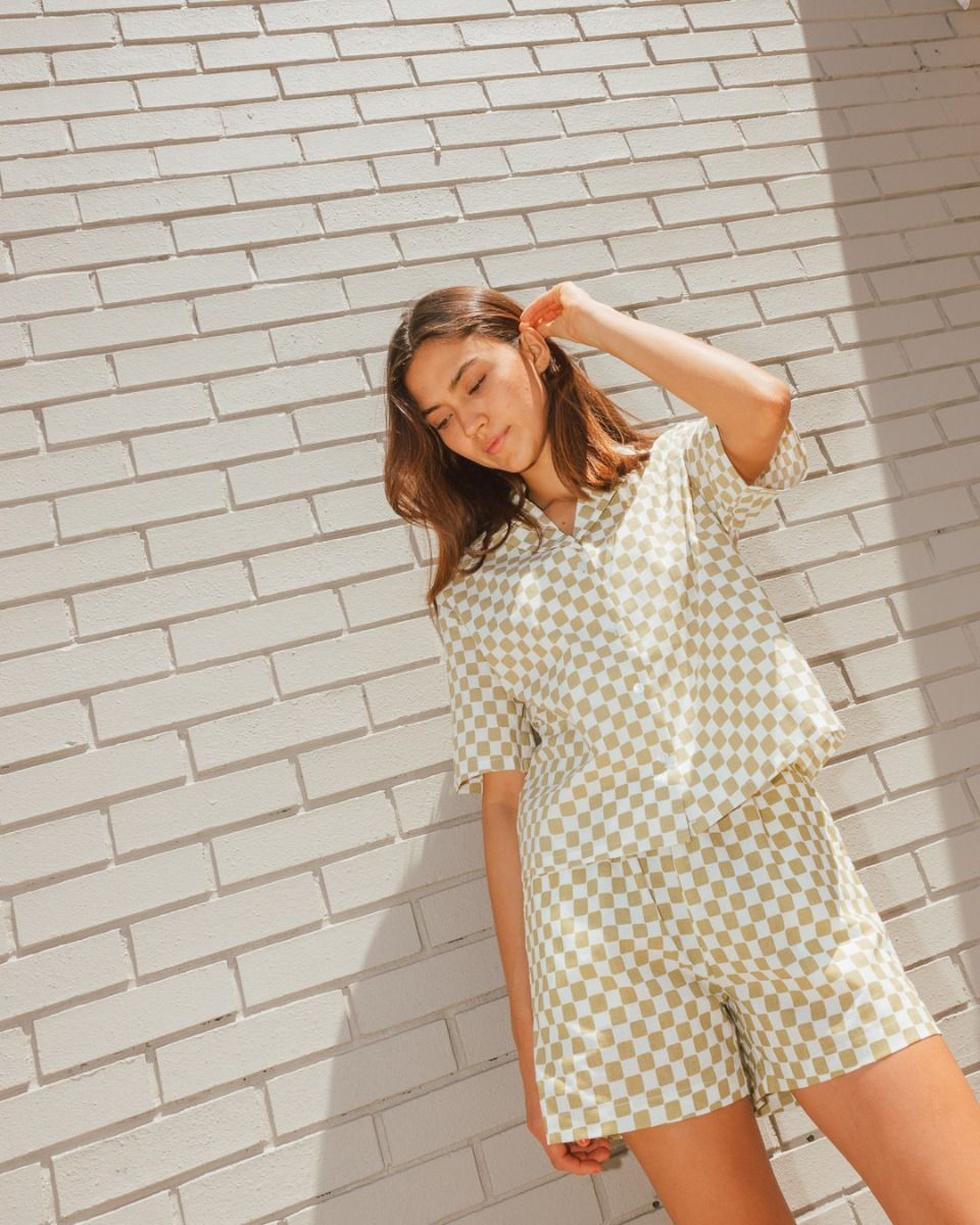 Jo Check Shorts in Green_2