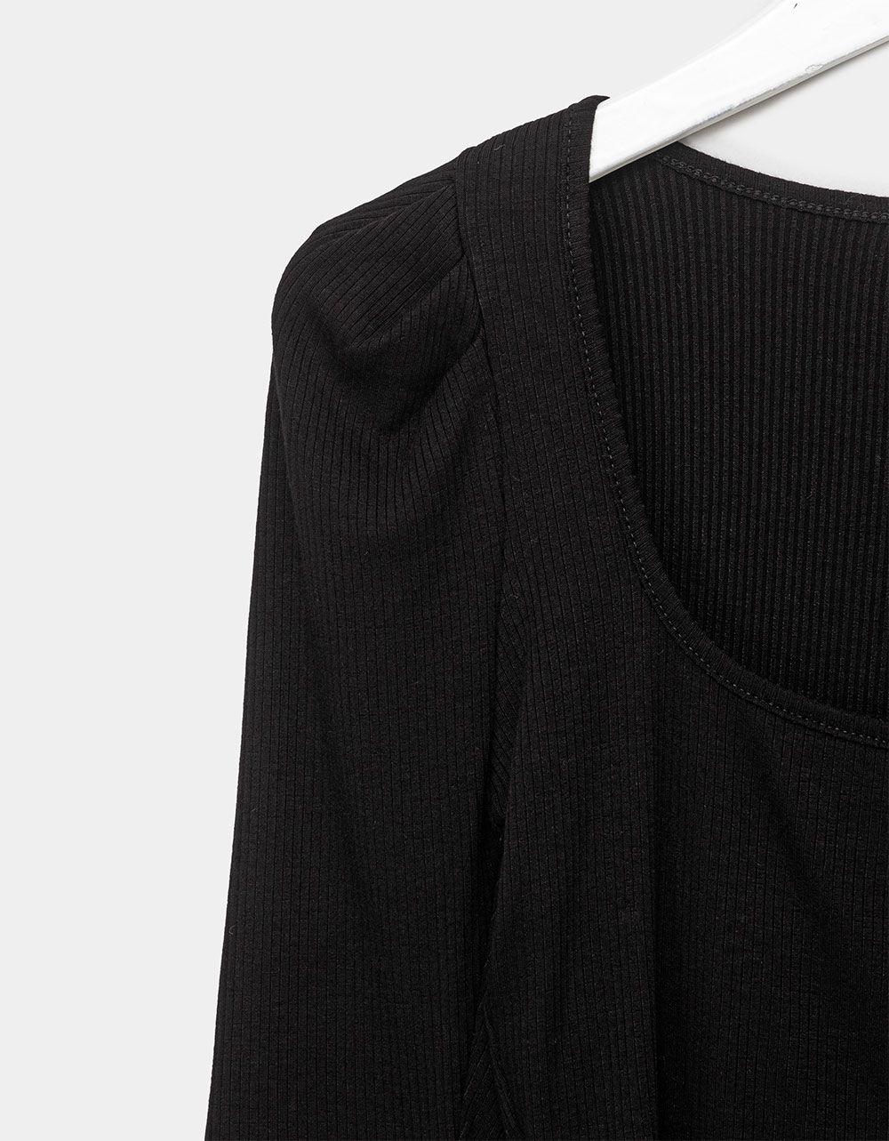 Leigh Puff Shoulder Top_2