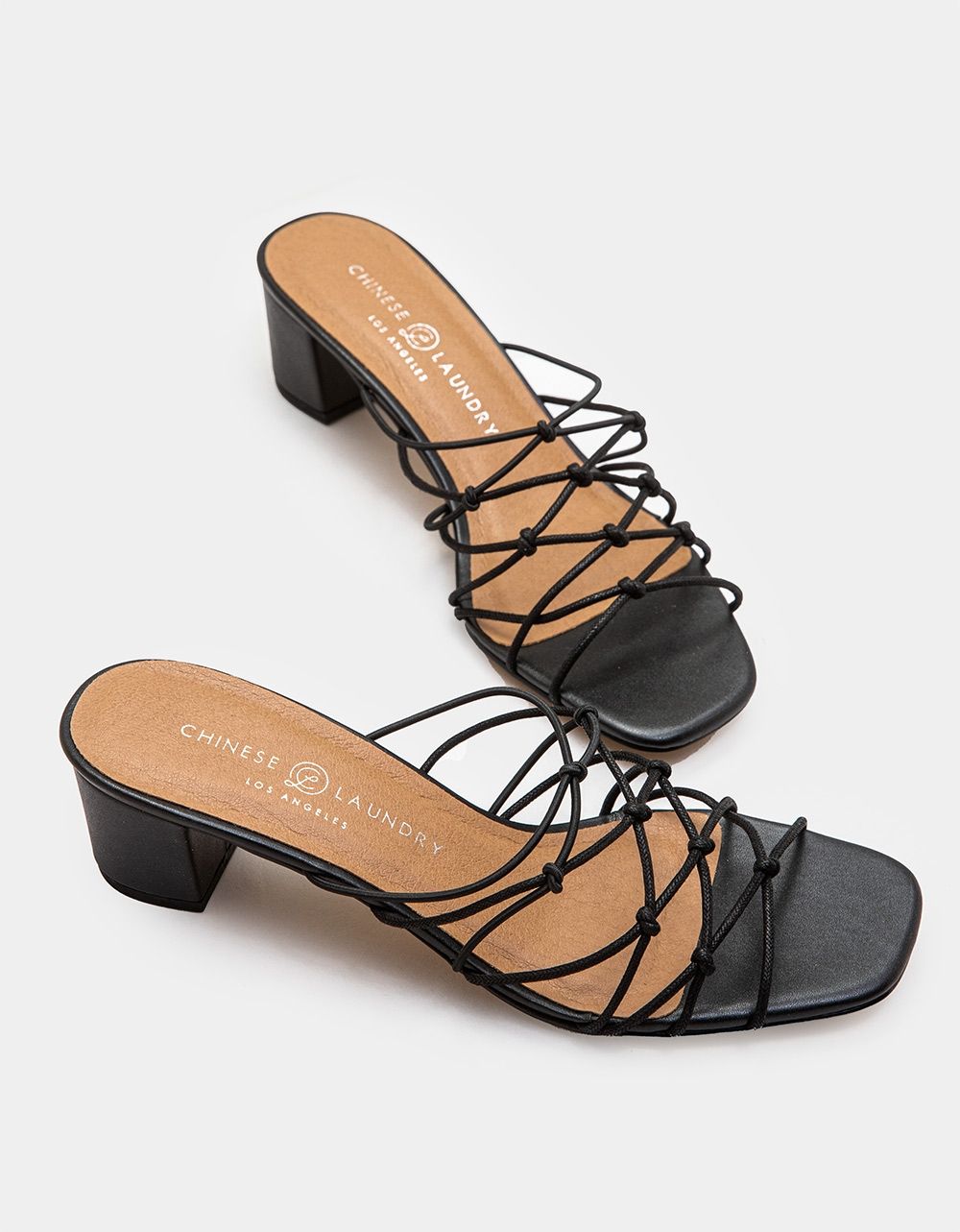 Lizza Sandal in Black_2