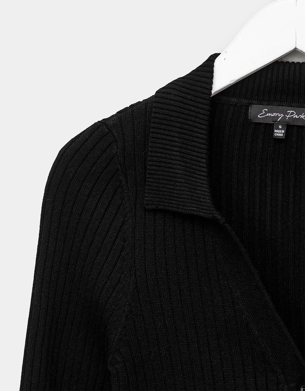 Lonna Button Knit in Black_2