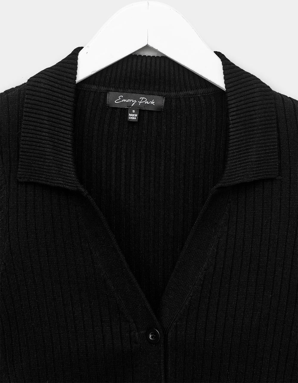 Lonna Button Knit in Black_1