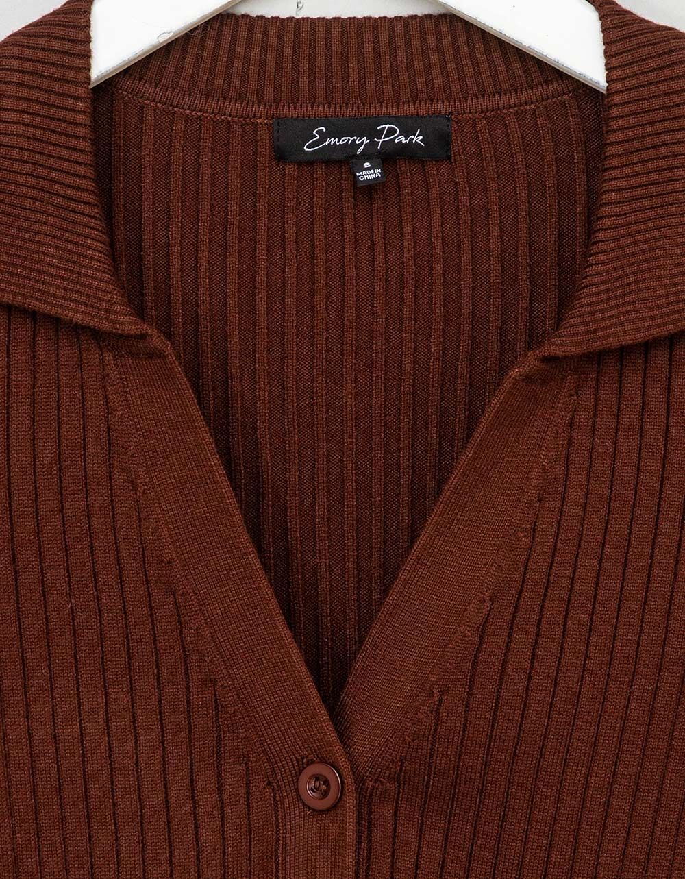 Lonna Button Knit in Brown_2