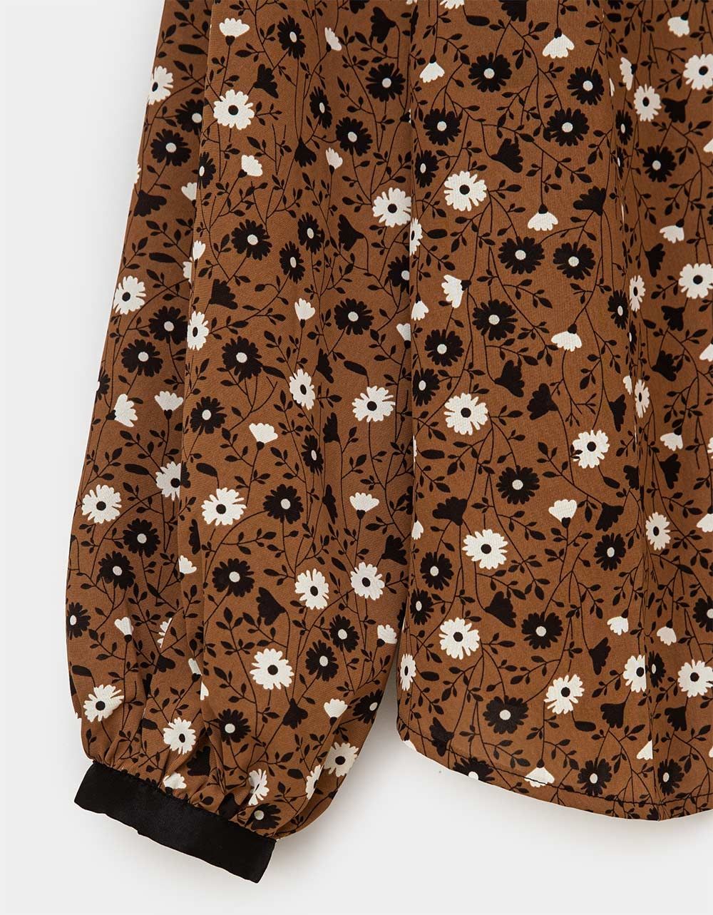 Lula Flower Collar Top_3