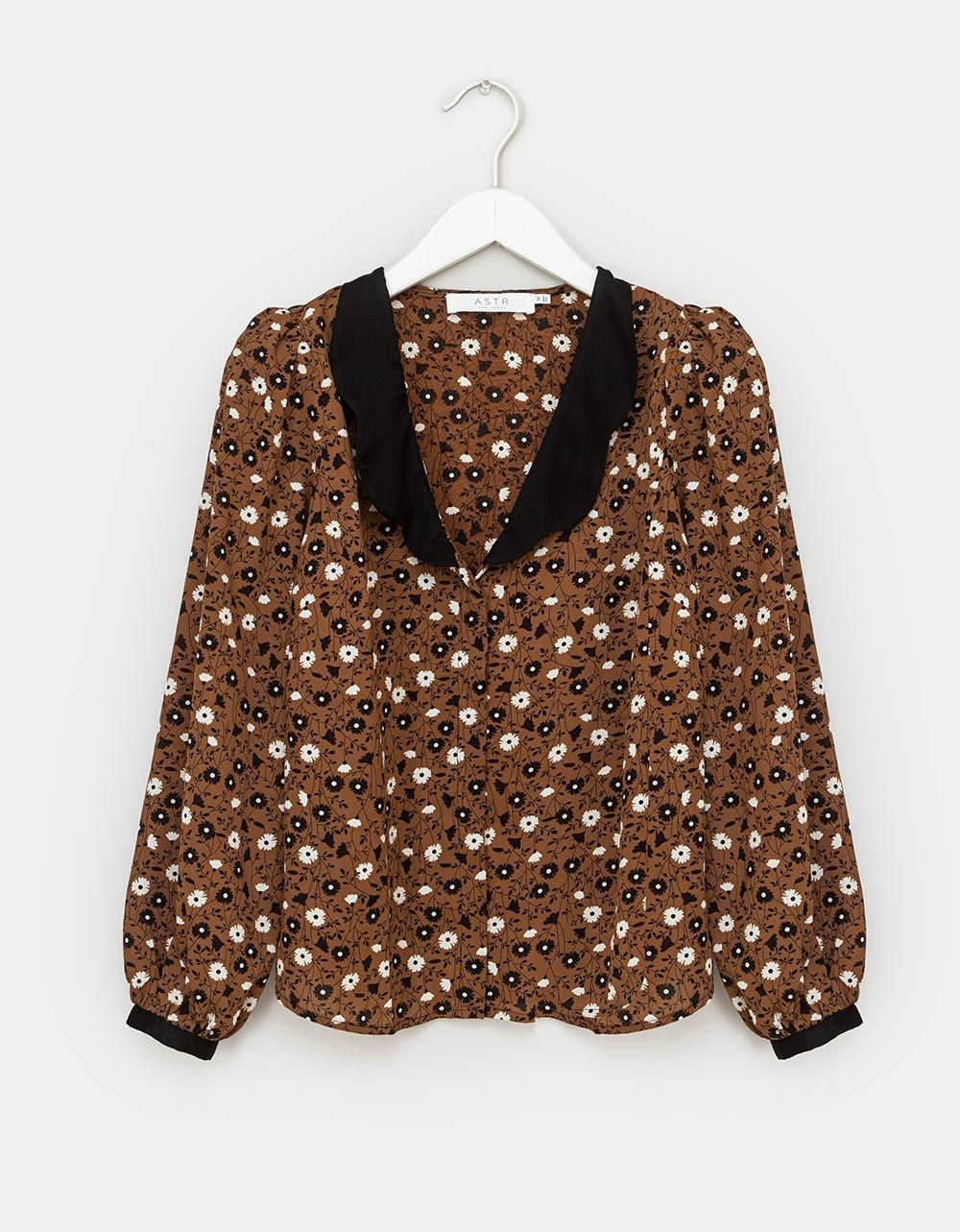 Lula Flower Collar Top_0