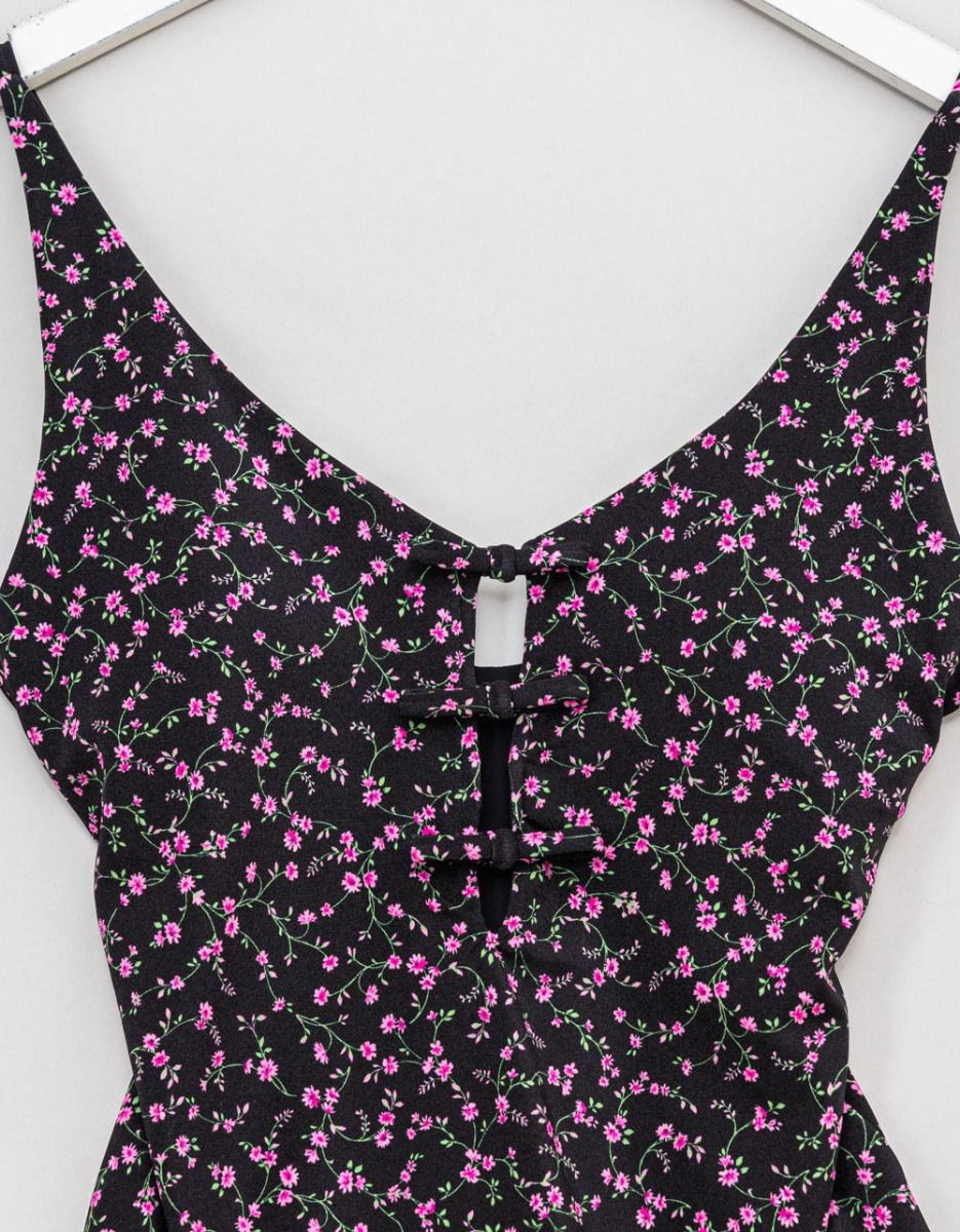 Mana One Piece- n Black Ditsy_1