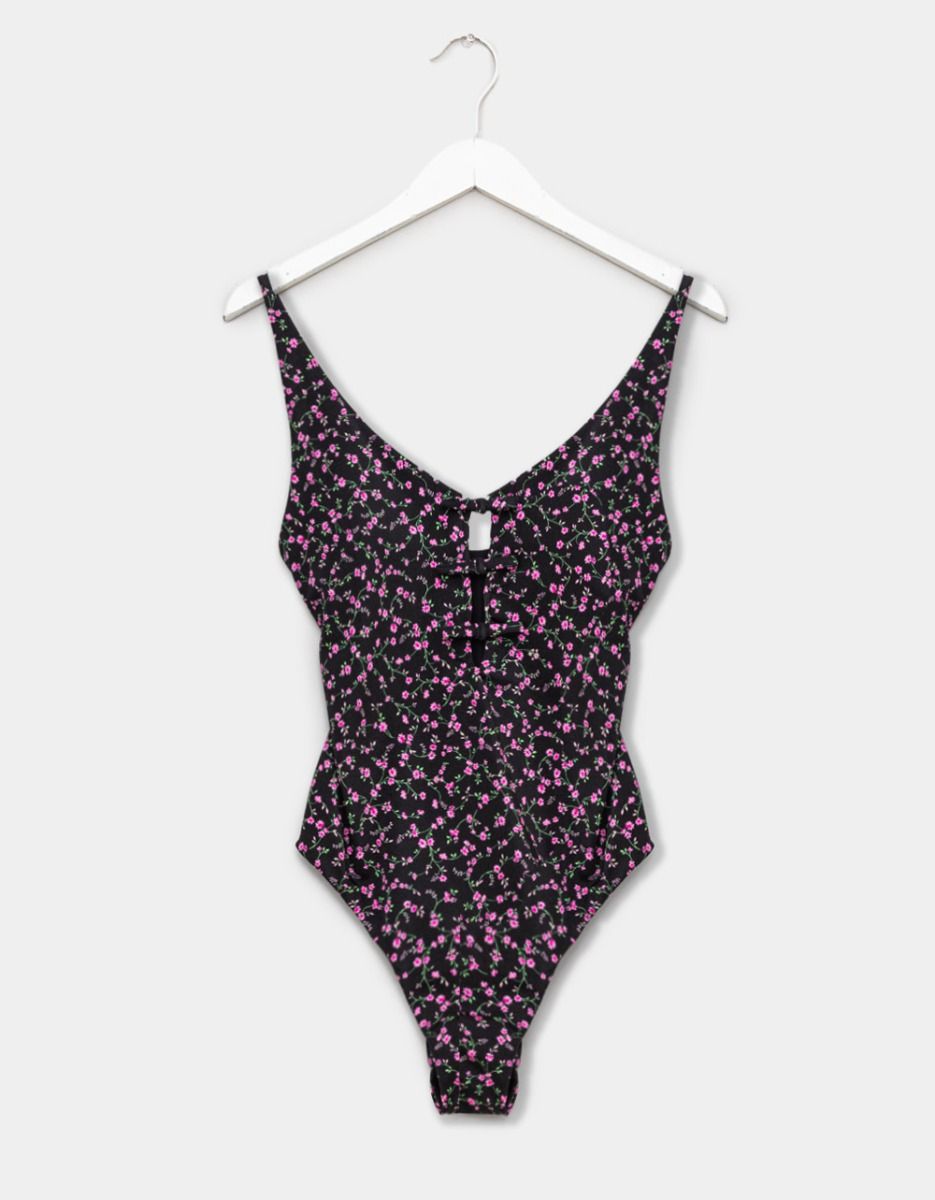 Mana One Piece- n Black Ditsy_0