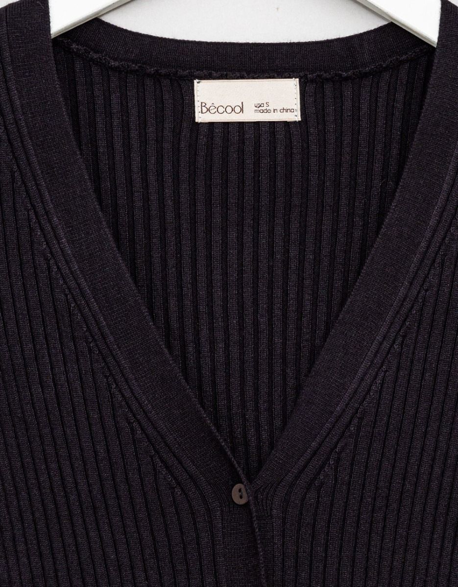 Margot V-Neck Cardi_2