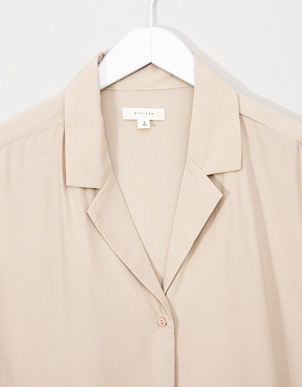 Min Button Blouse in Lt. Taupe_2