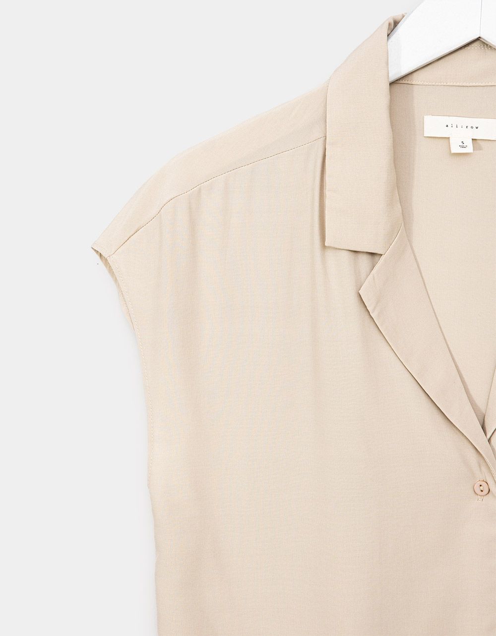 Min Button Blouse in Lt. Taupe_1