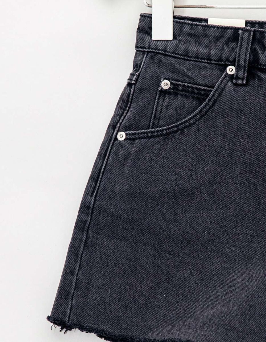 Mirage Shorts in Stoned Black_5