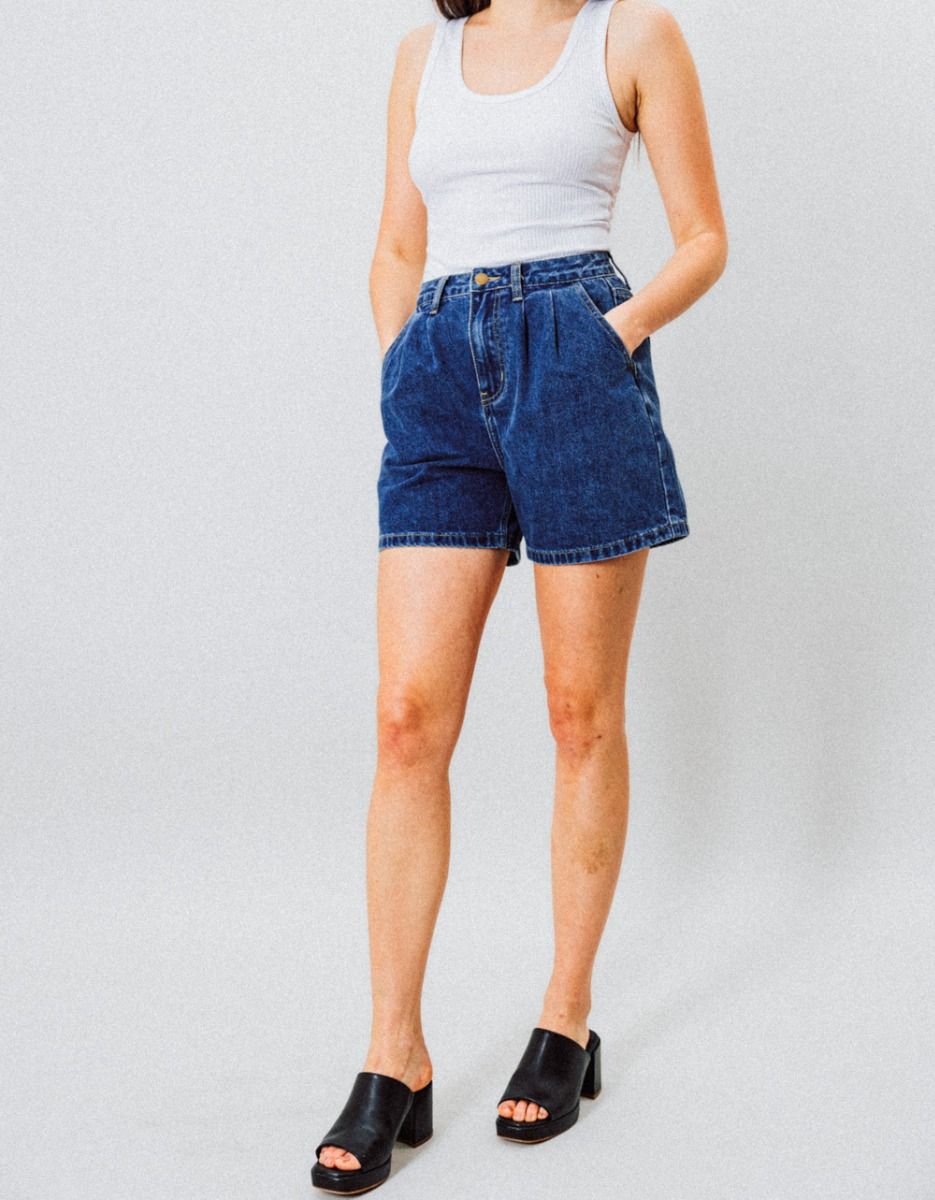 Naomi Denim Shorts in Washed Blue_2