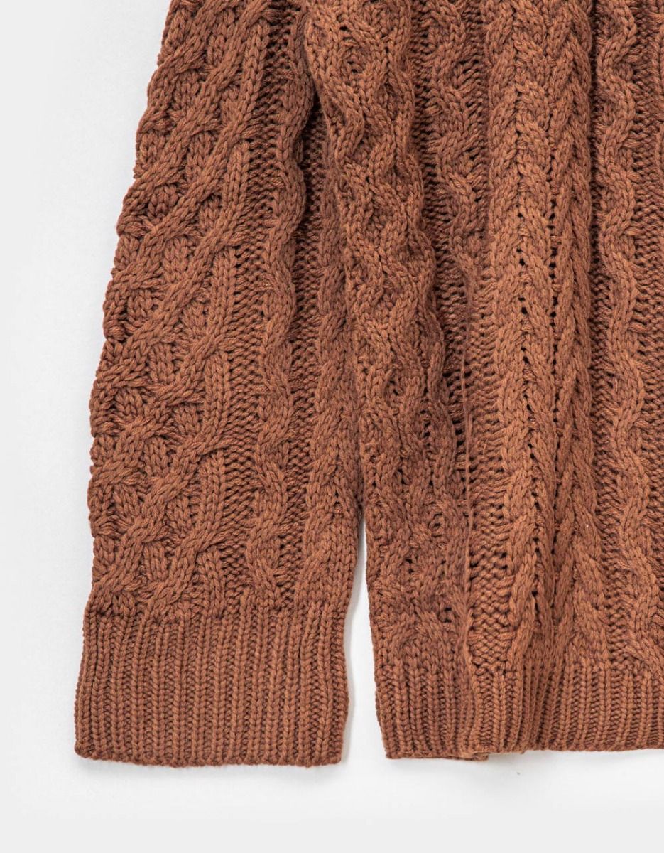 Overly Cable Sweater_4