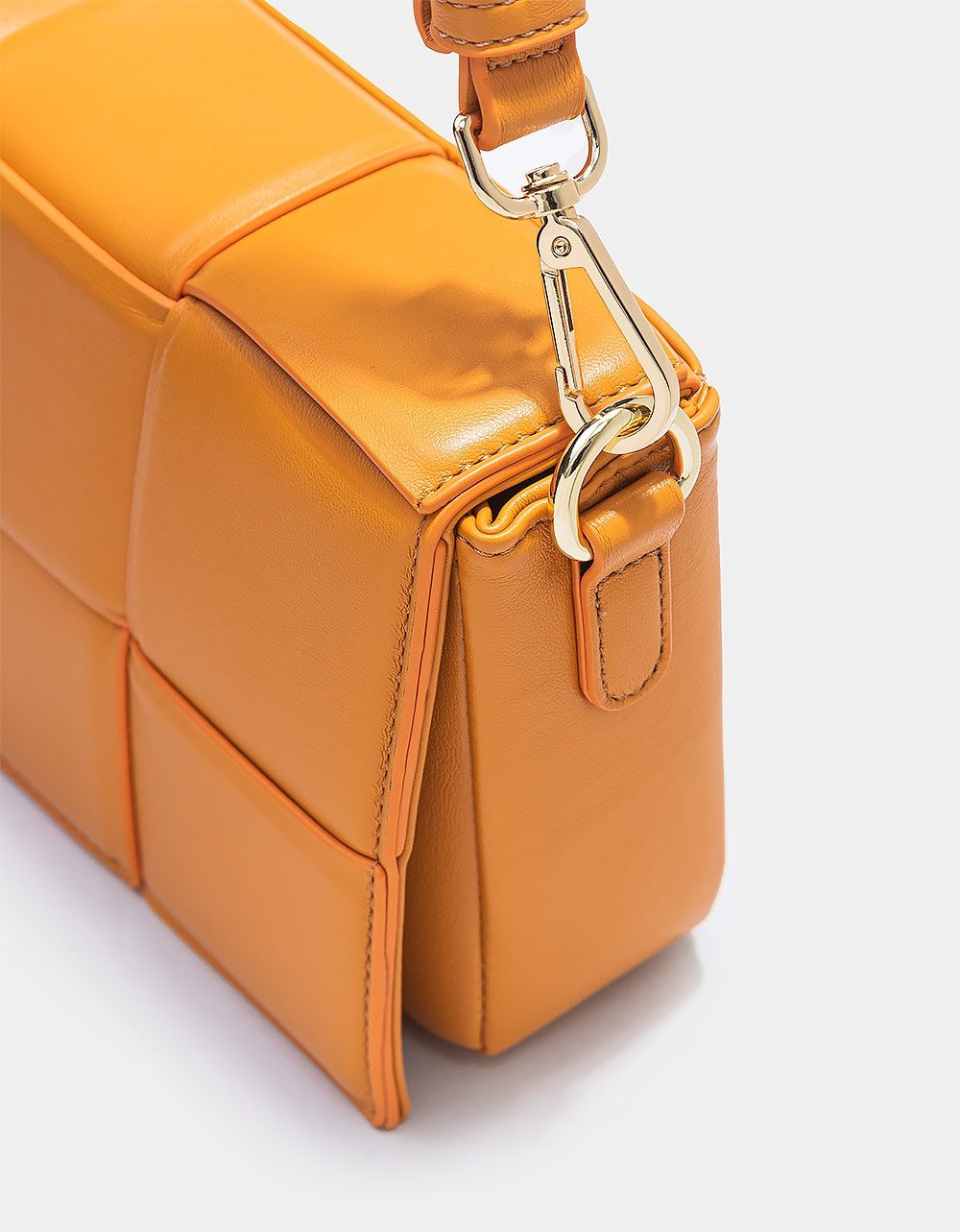 Padded Strap Bag in Tangerine_3