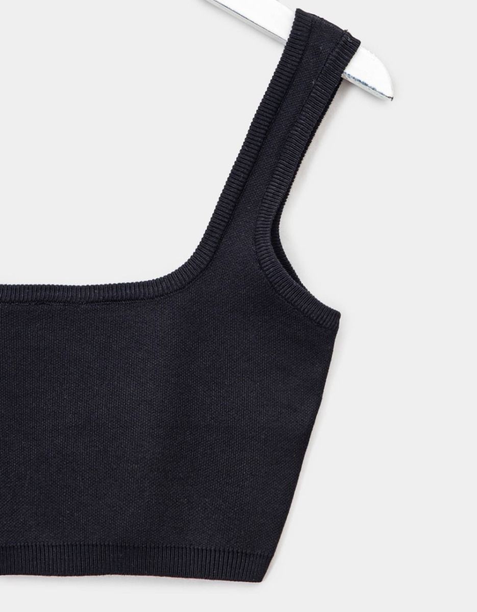 Piccola Crop Knit in Black_1