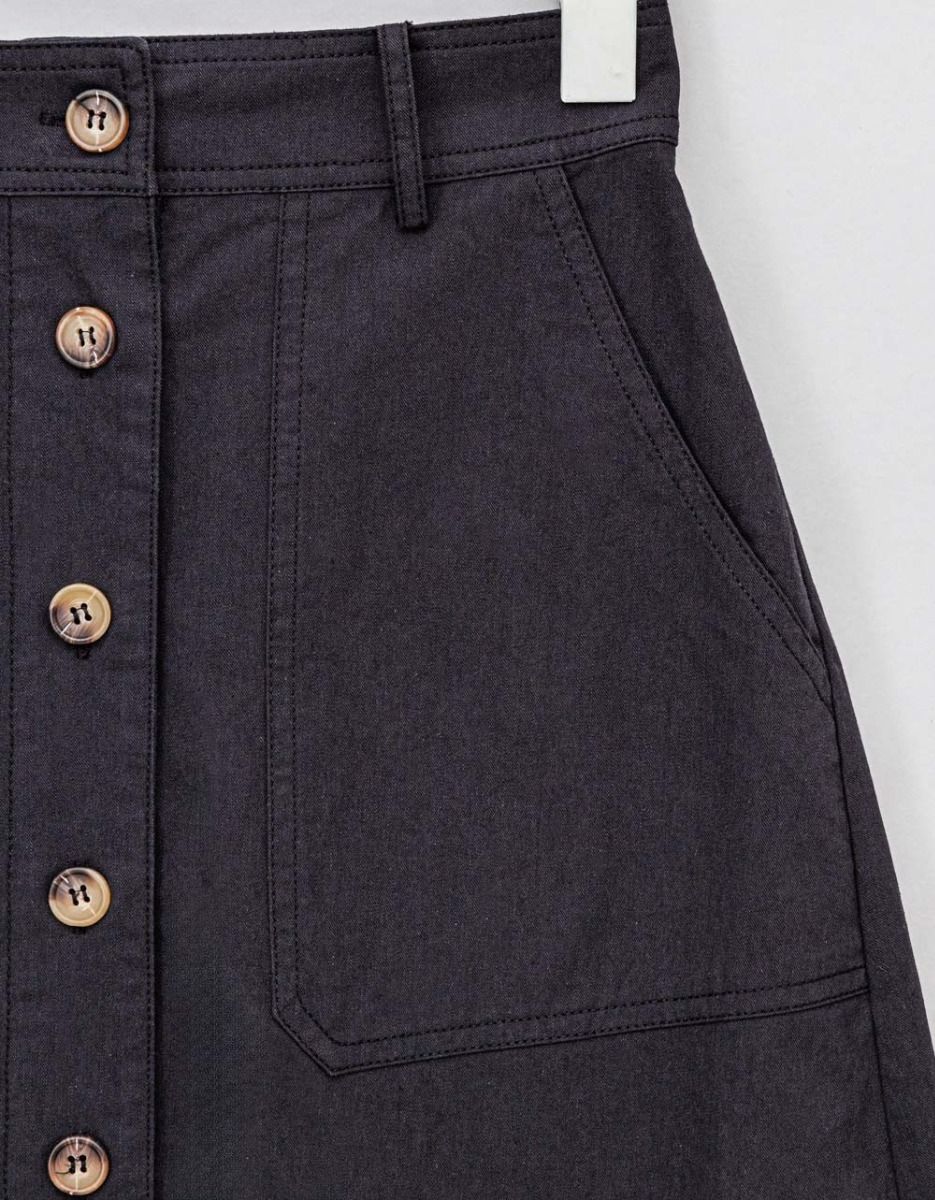 Pinar Utility Skirt in Noir_1