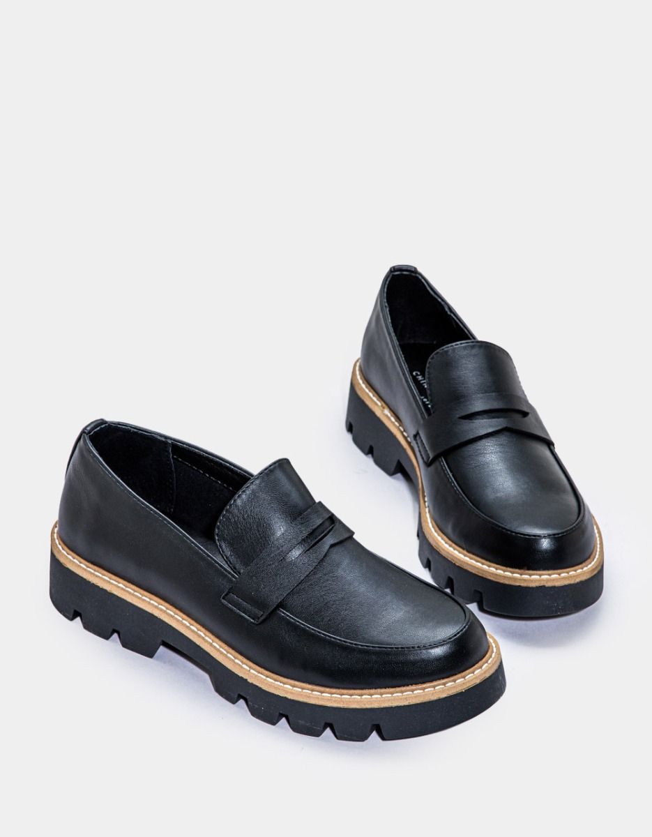 Playback Loafer in Black_2