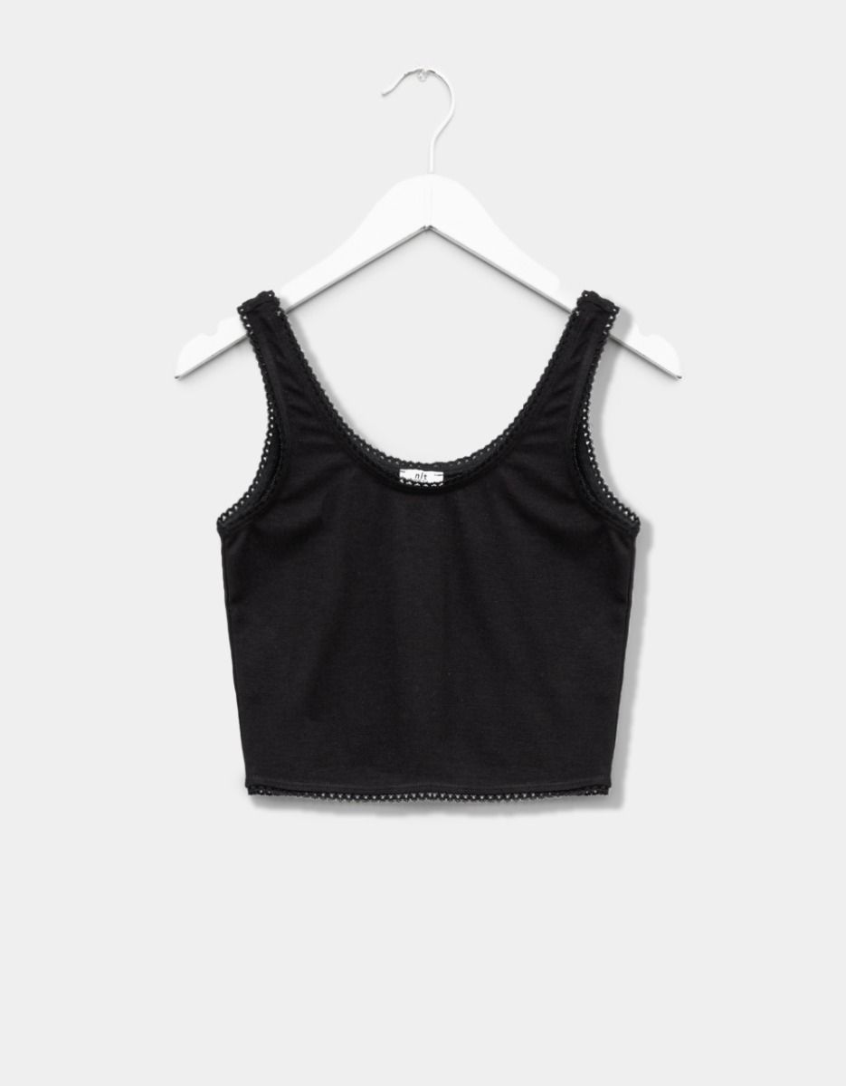 Poppy Crop Tank in Black_0