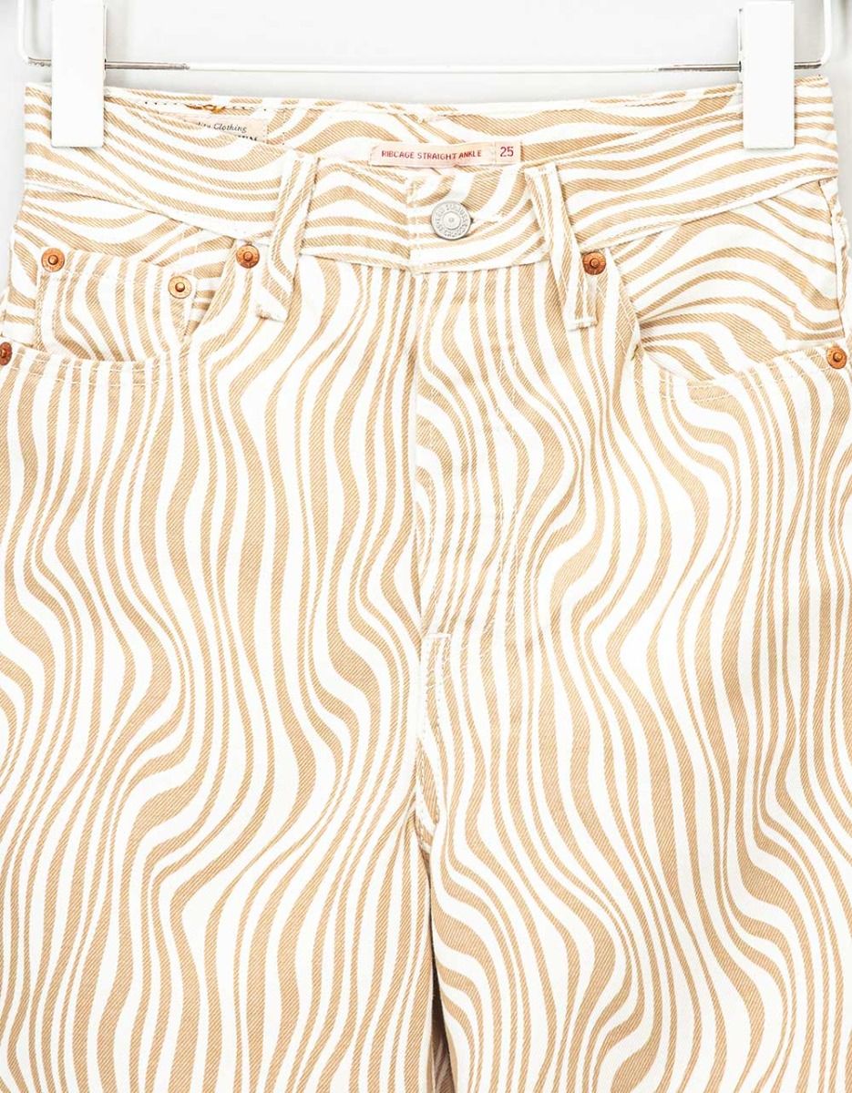 Ribcage Straight Ankle in Wavy Lines_3