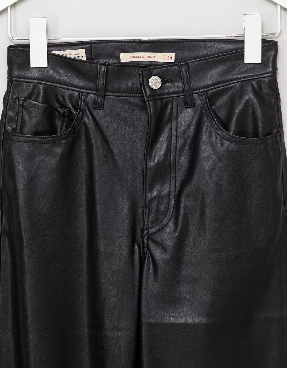 Ribcage Straight in Faux Leather_1