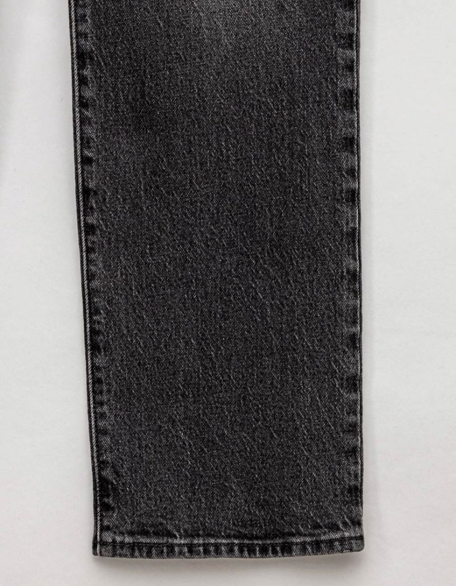 Ribcage Straight in Static Noise_4