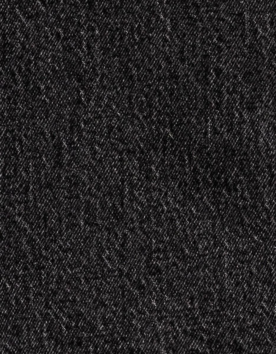 Ribcage Straight in Static Noise_5