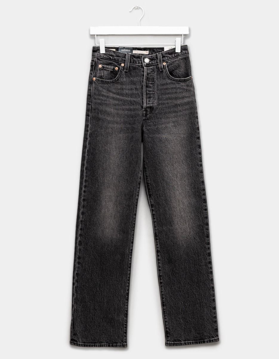 Ribcage Straight in Static Noise_0