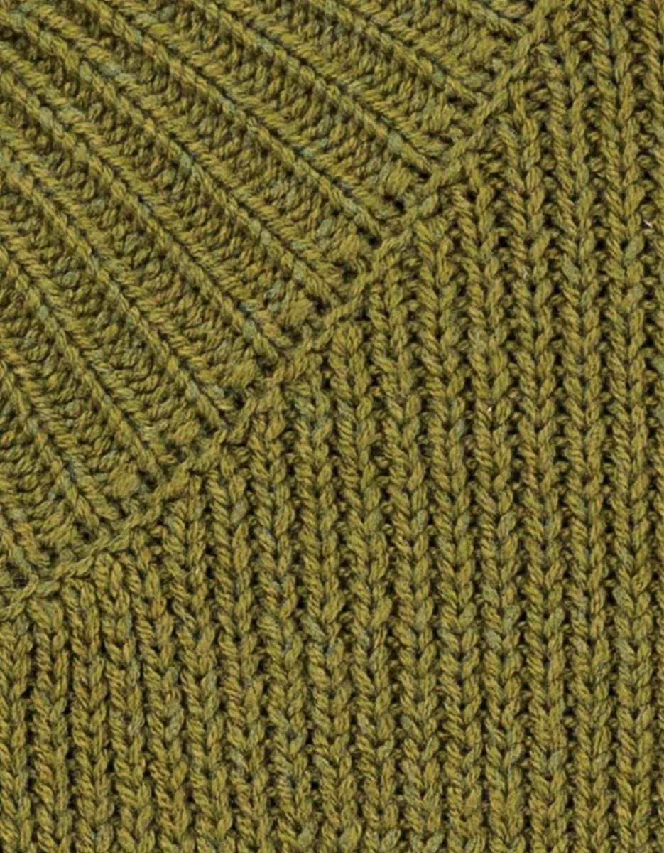 Riley Sweater in Green_6