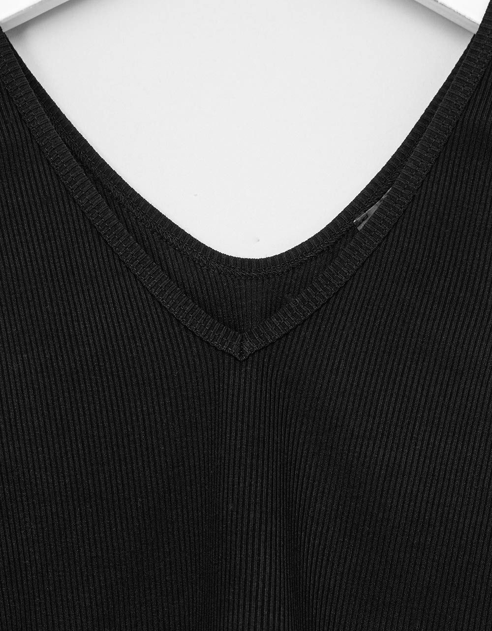 Samy Rib Crop Top in Black_1