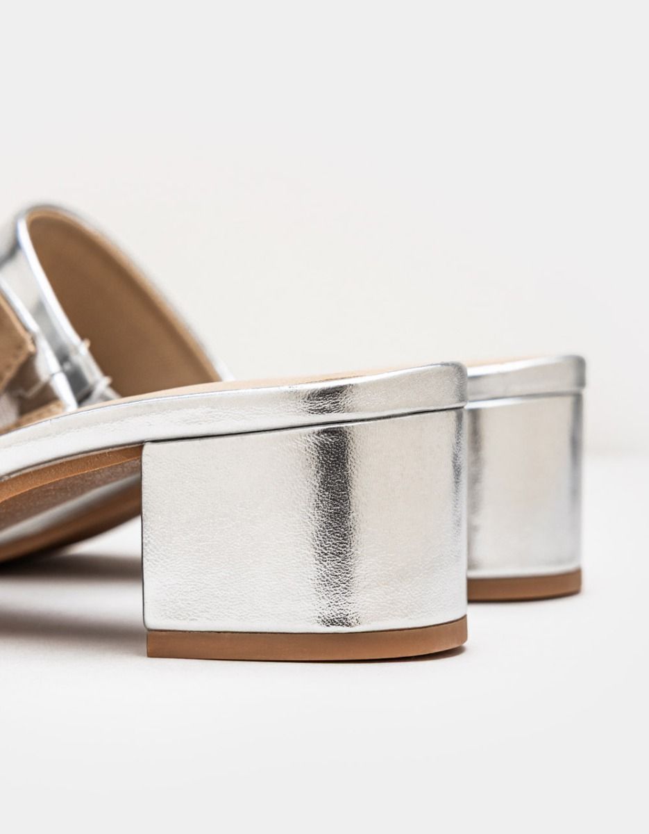 Silver Pepper Sandal_4