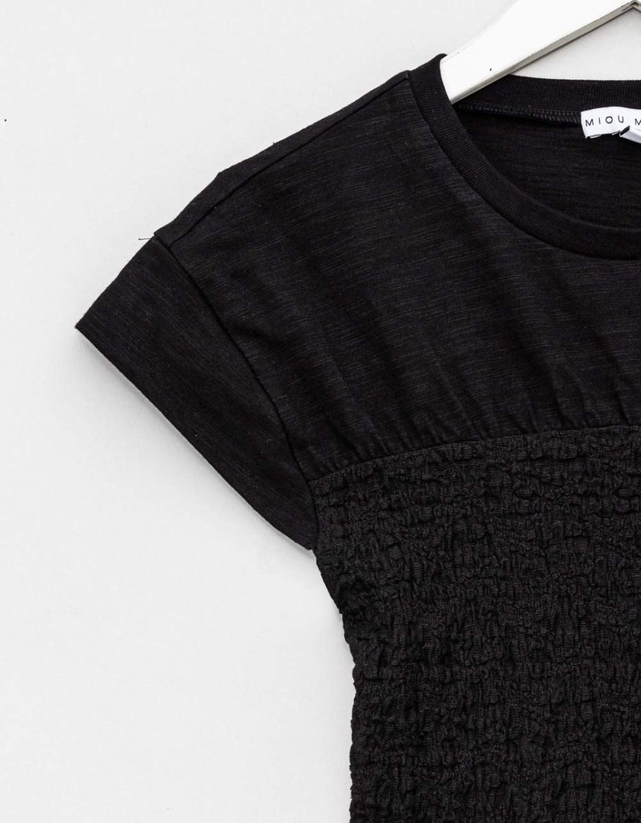Smocked Tee in Noir_2