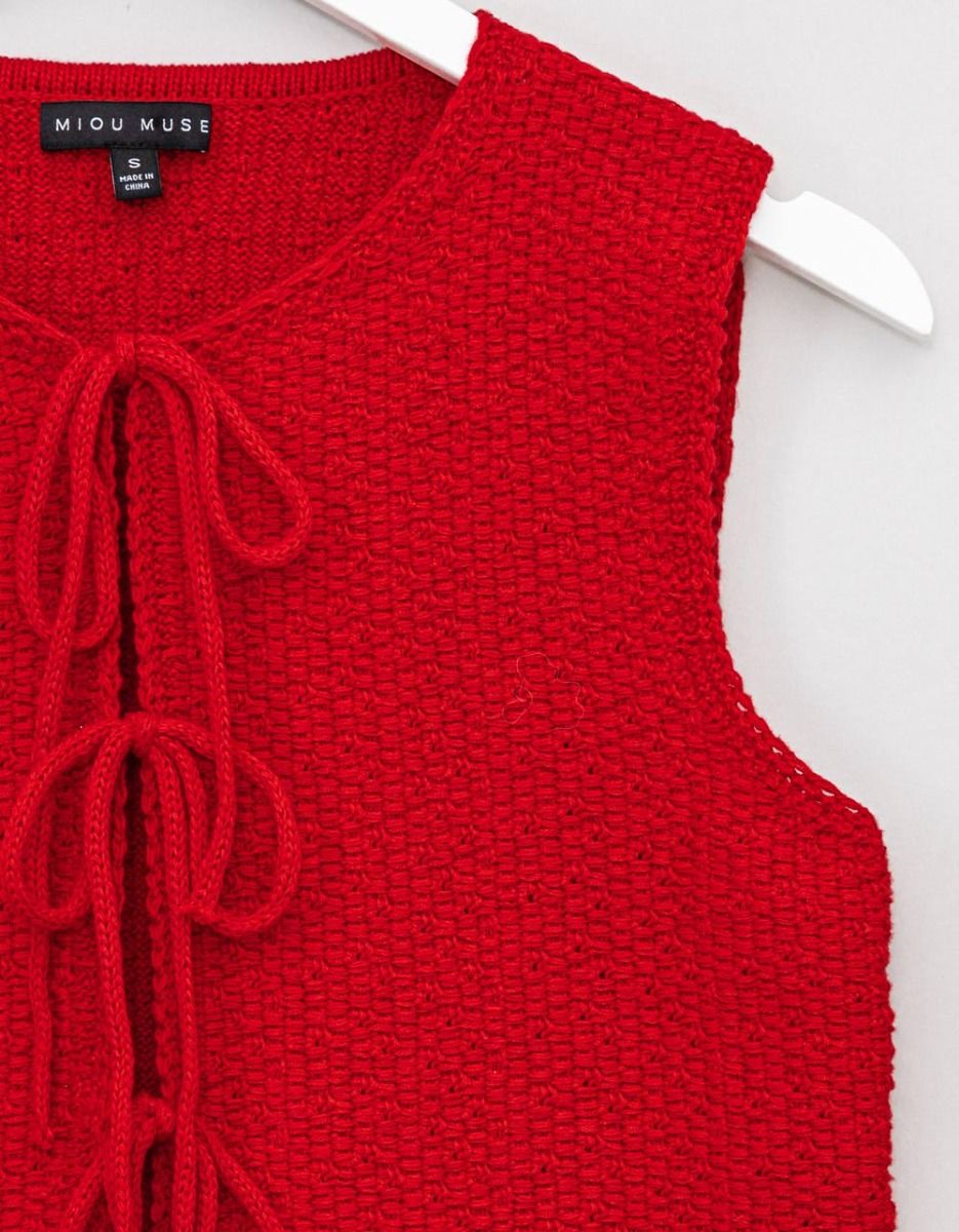 Sonya Tie Vest in Red_4