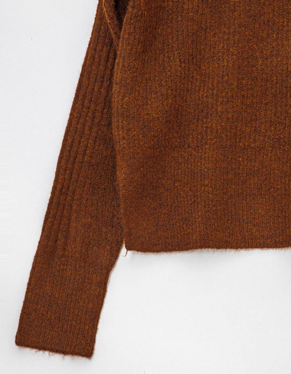 Tawny Turtleneck_1