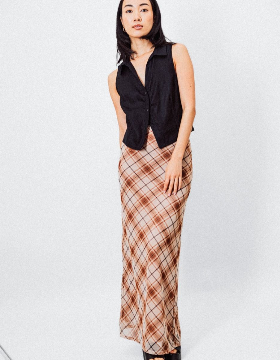 Till Linen Vest in Black_2