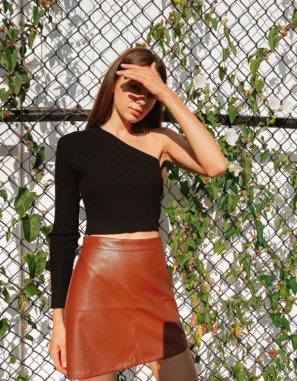 Tina One Shoulder Knit_5