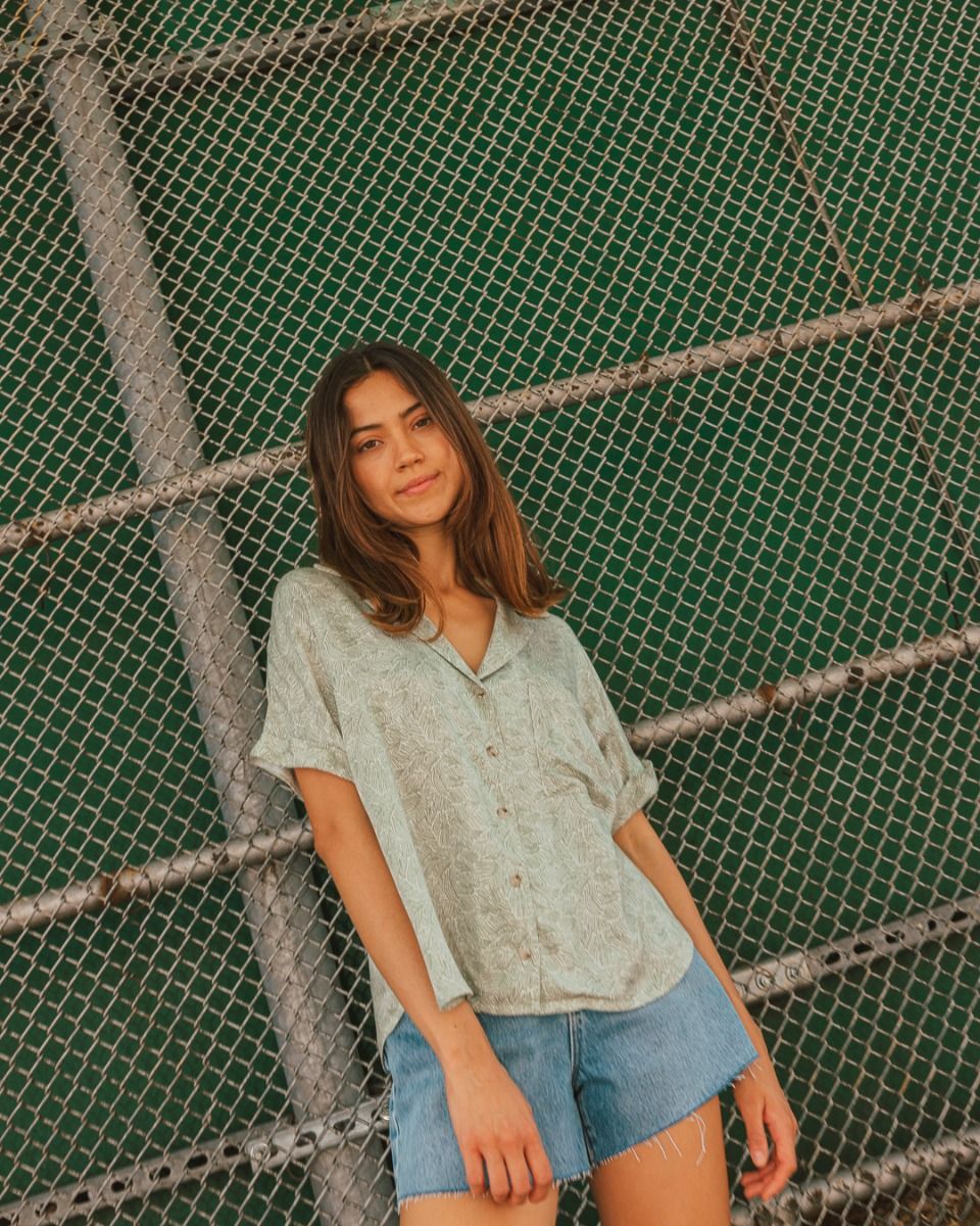 Tropical Vibe Shirt_1