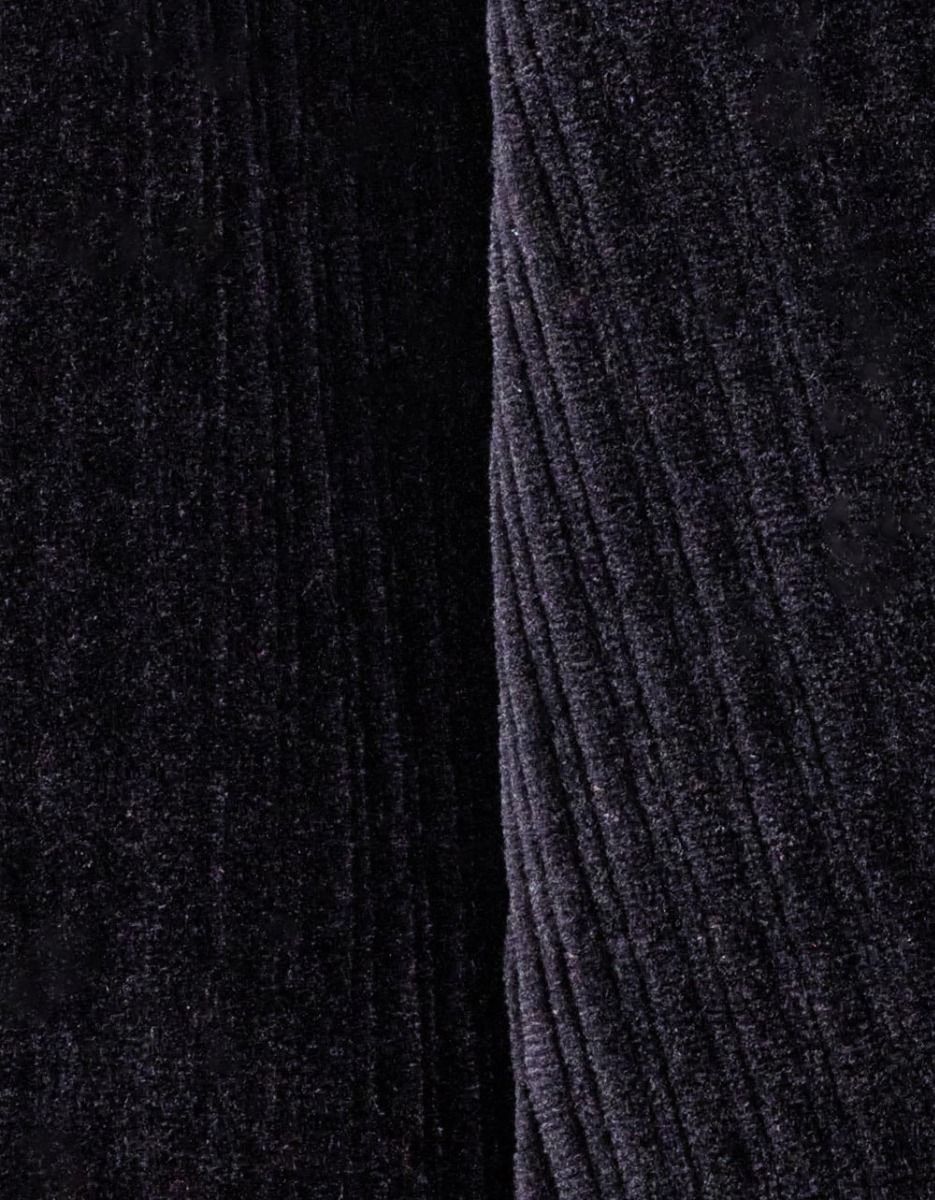 Velours Blazer in Black_5