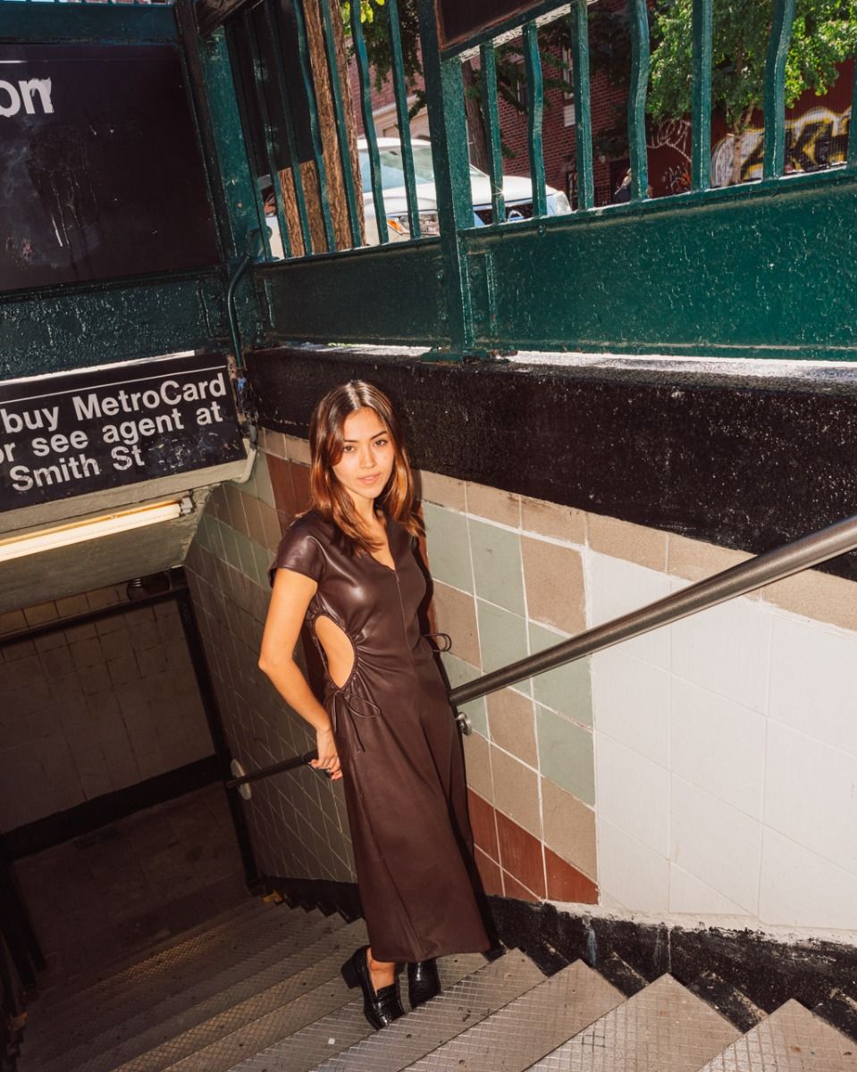 Viola Side Detail Midi_3