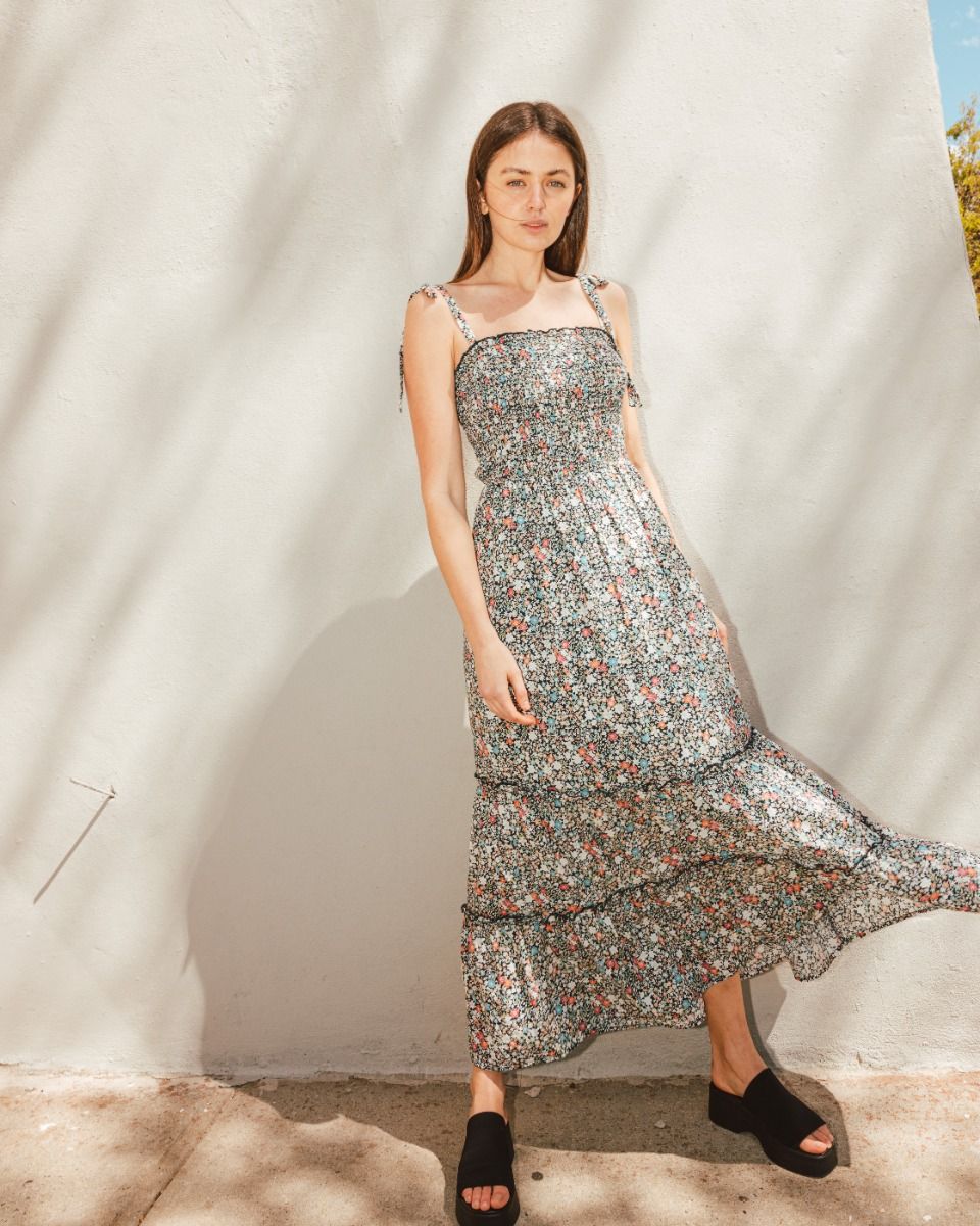 Whispering Floral Dress_2