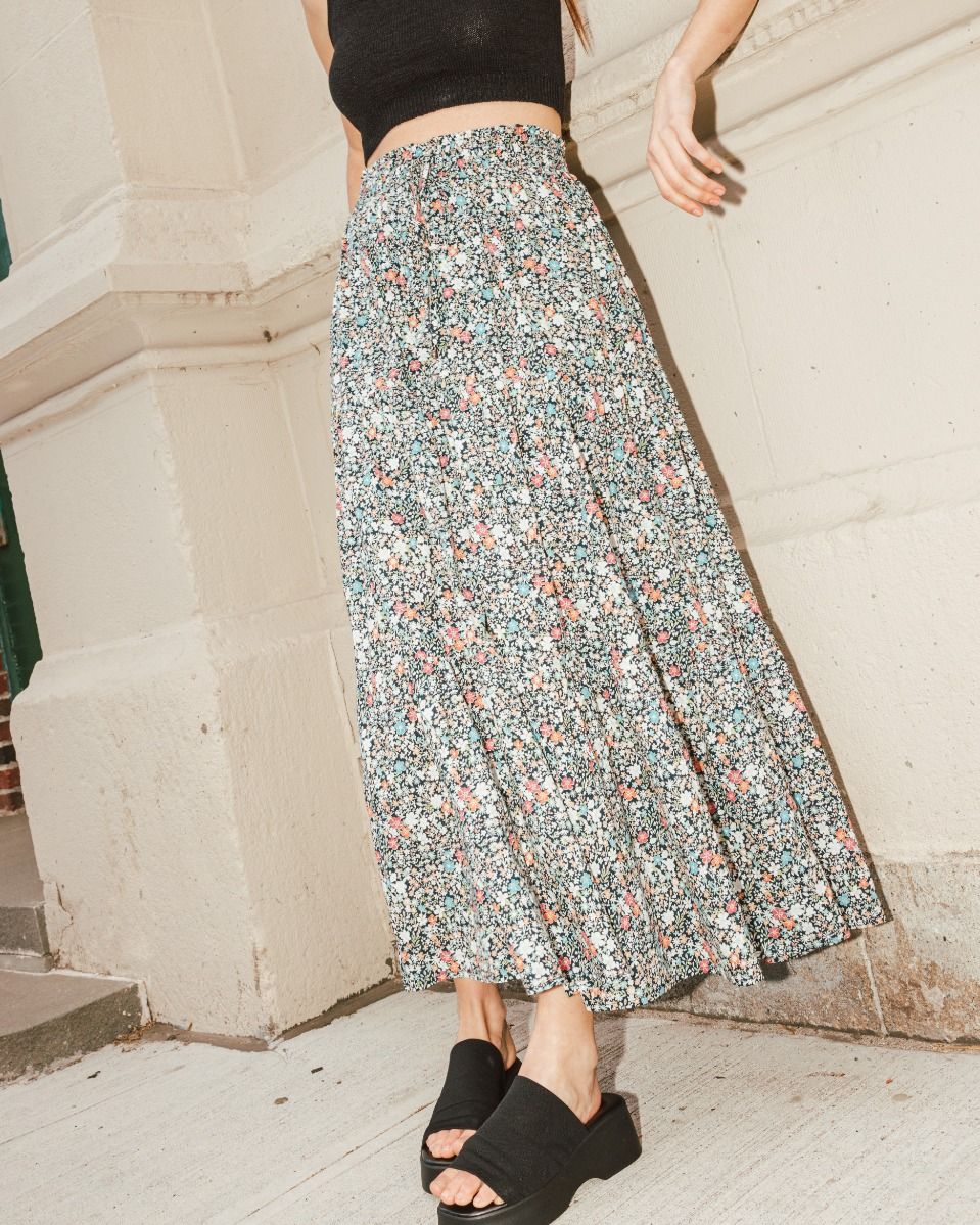 Whispering Floral Maxi Skirt_2