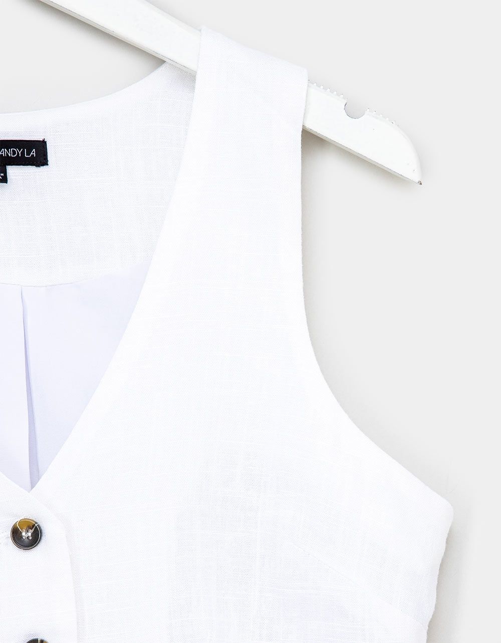 Whit Button Vest_1