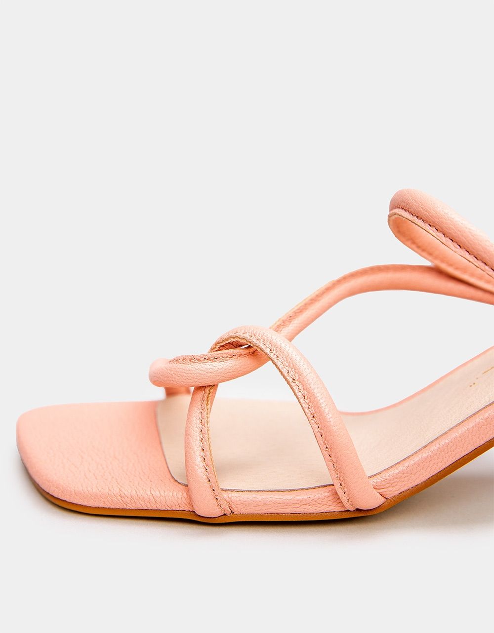 Willow Sandal in Peach_5